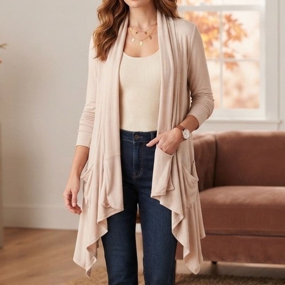 LOGO Lori Goldstein Cardigan xl Pockets Beige capsule neutral jersey layering